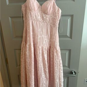 vestique Pale Pink Lace Midi Dress
